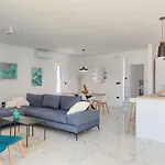 Vine By Interhome Vila *