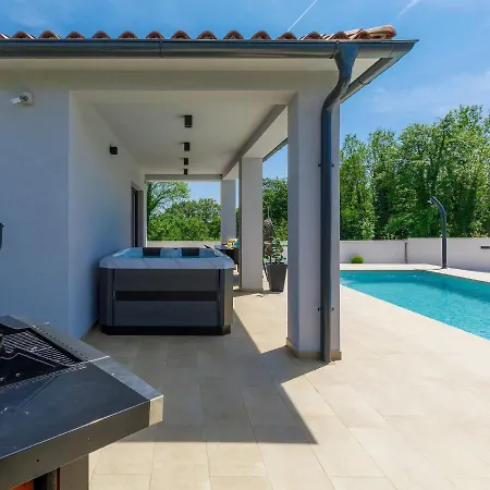 Villa Vine By Interhome *