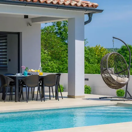 Vine By Interhome Villa Marčana