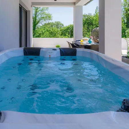 Villa Vine By Interhome *